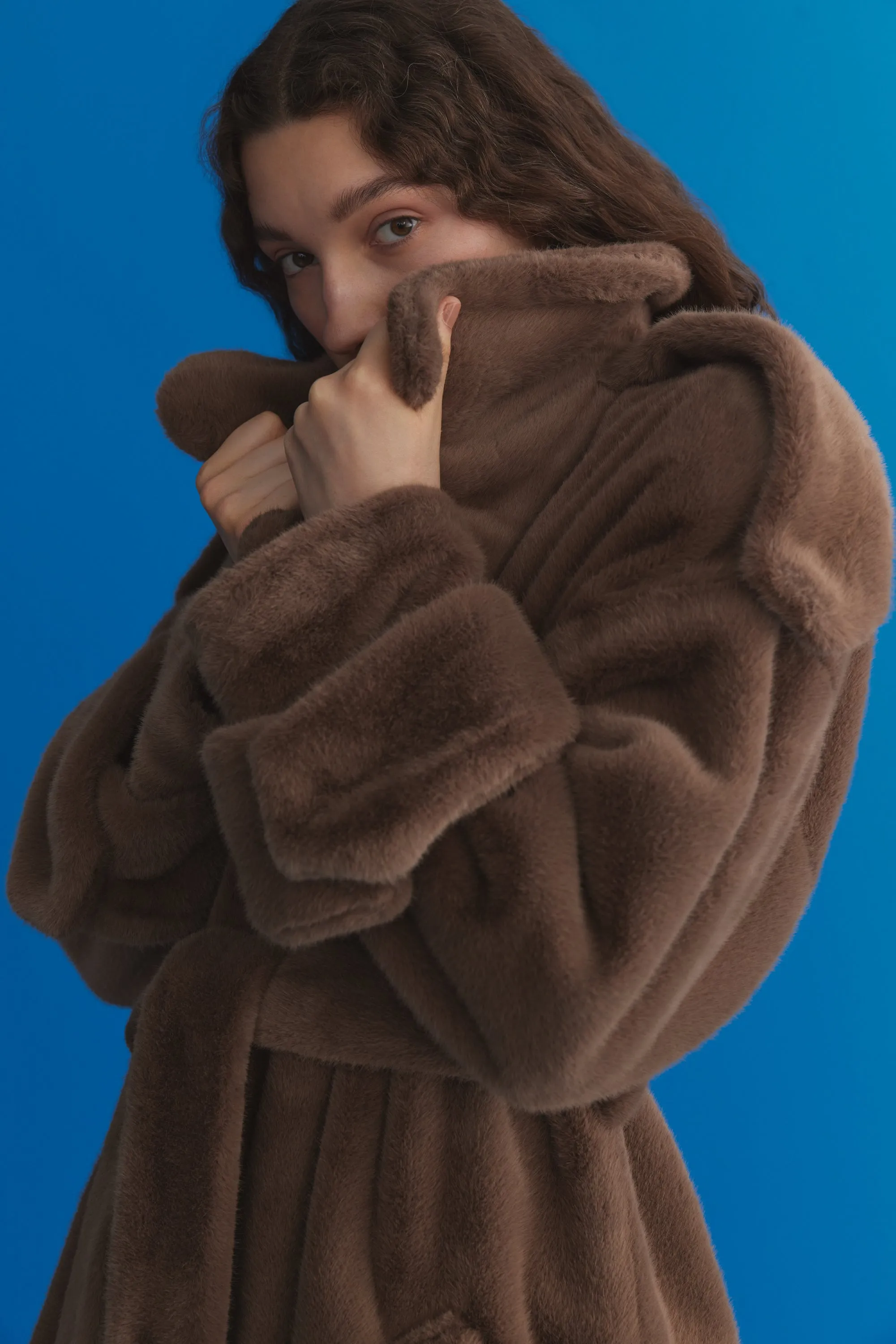MINK FAUX FUR TIE DETAILED LONG COAT