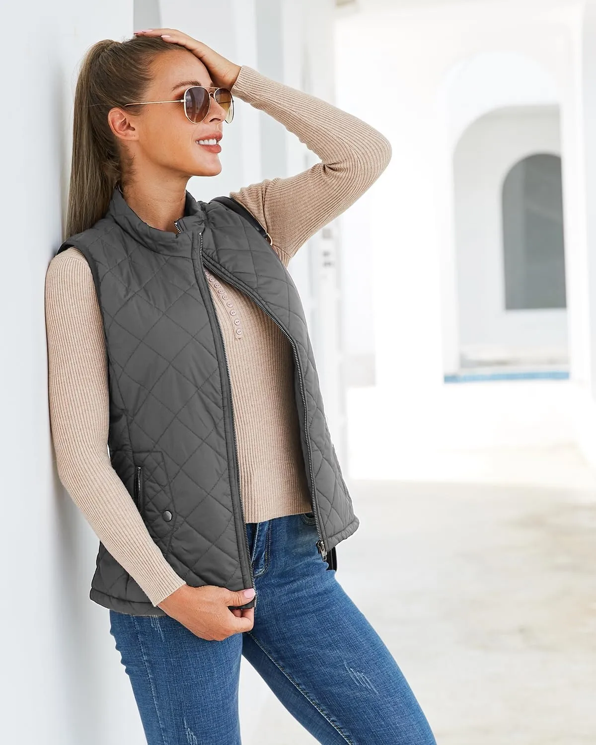 Xeoxarel Women's Quilted Vest with 4 Pockets, Puffer Padded Gilet (Available in Inner Pockets)